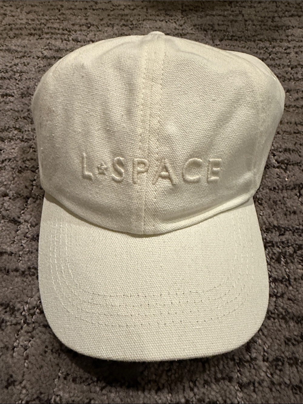 BEAND NEW WITH TABGS l*space Cream Baseball Hat. ADJUSTABLE.